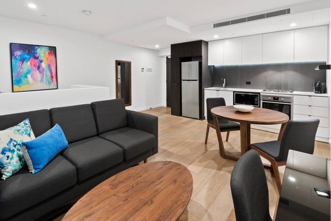 District Apartment Hotels South Yarra 1 Bedroom Apartment